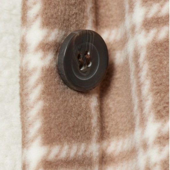 Centigrade Bonded Sherpa Lined Plaid Jacket. Brand new. Never worn. - Picture 6 of 13